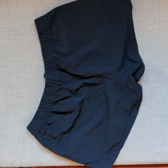 Patagonia Barely Baggies 2.5” Black Size M - Picture 3 of 3